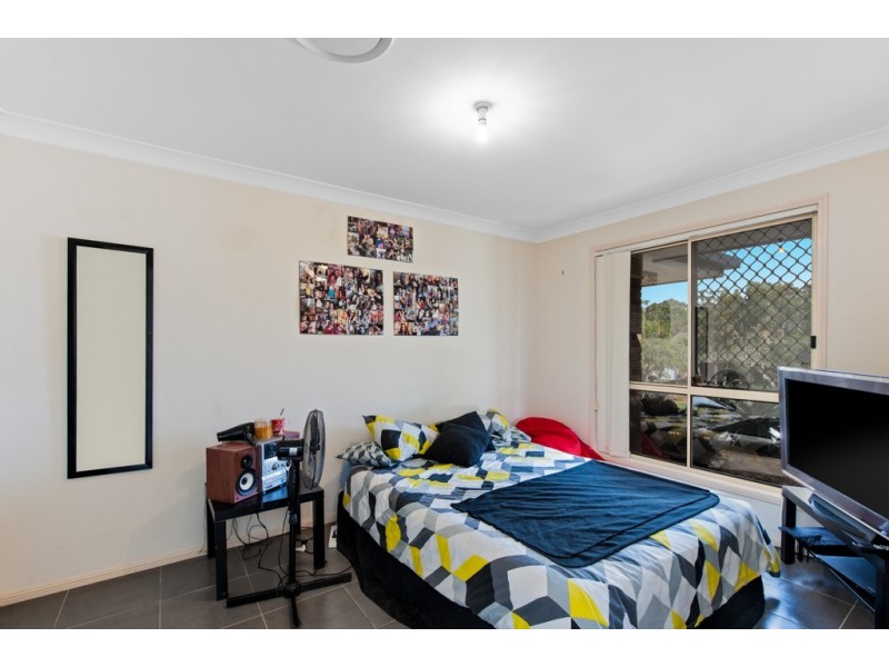 2 Harrogate Terrace, Birkdale QLD 4159