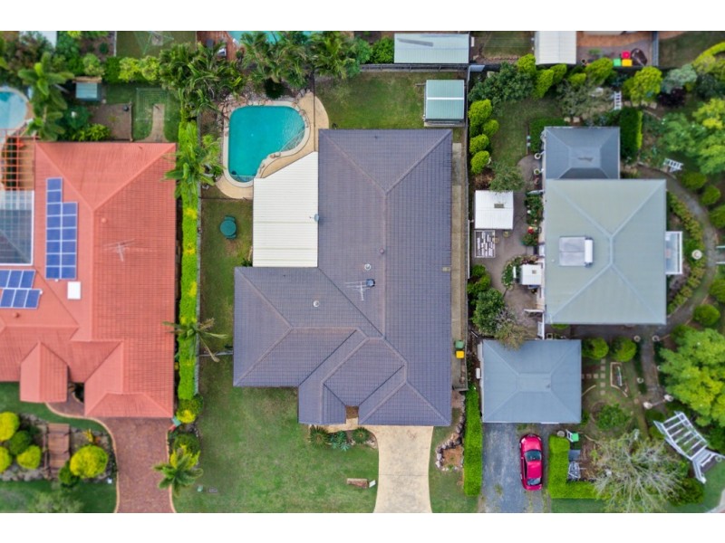 2 Harrogate Terrace, Birkdale QLD 4159