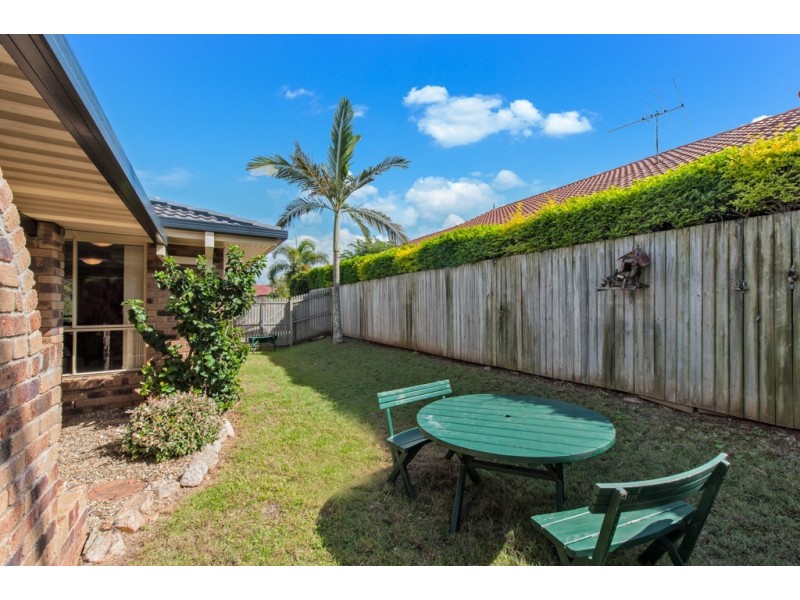 2 Harrogate Terrace, Birkdale QLD 4159