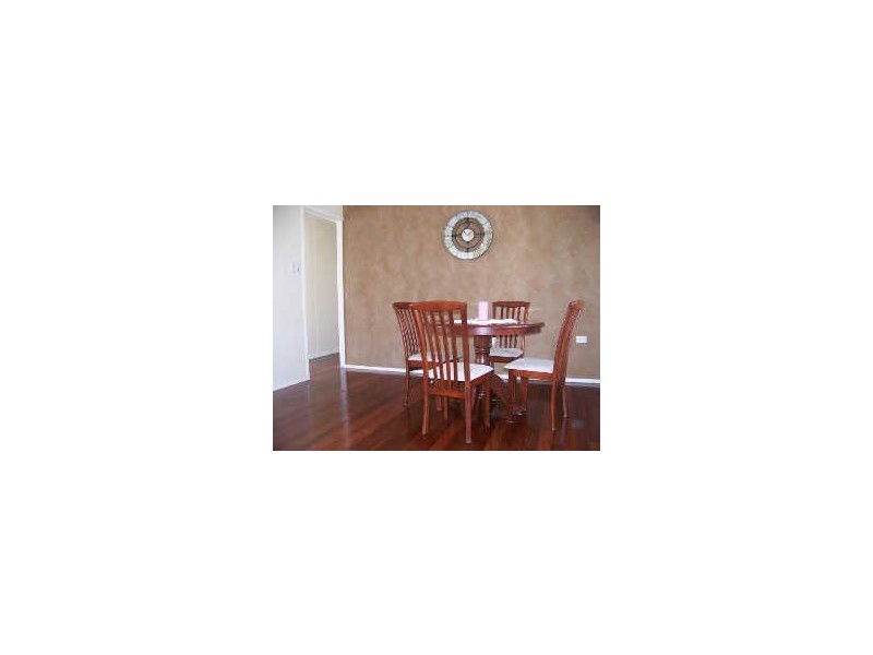 33 Curve Ave, Wynnum QLD 4178