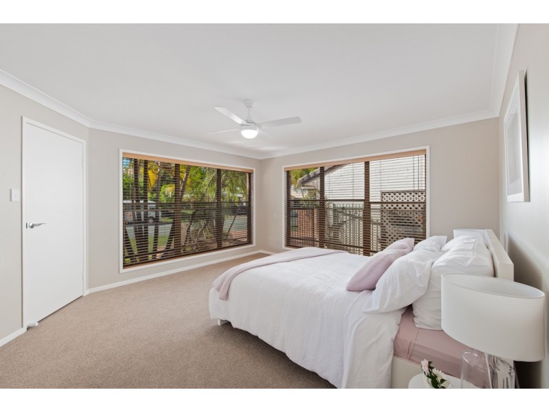 65 Dorsal Drive, Birkdale QLD 4159