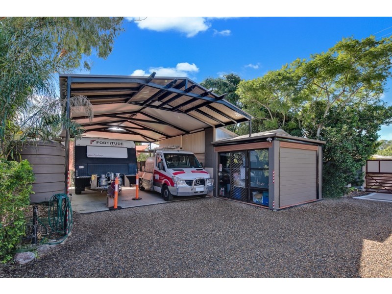 23 Clive Road, Birkdale QLD 4159