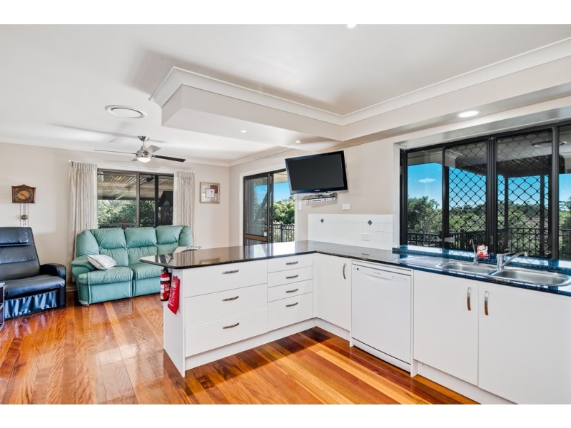 23 Clive Road, Birkdale QLD 4159