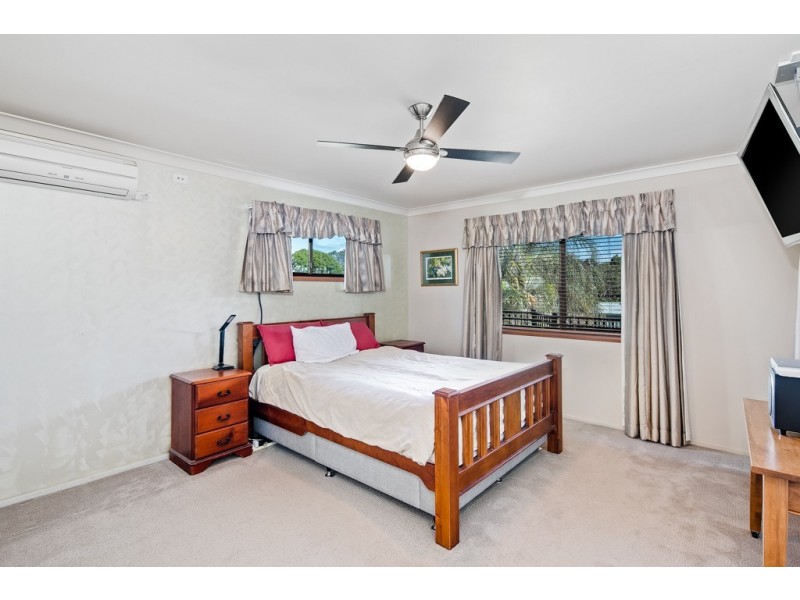 23 Clive Road, Birkdale QLD 4159