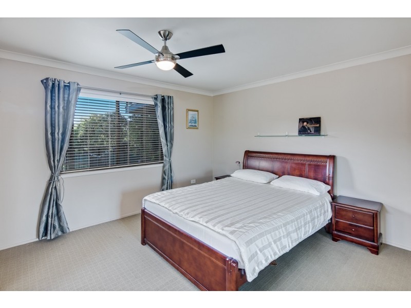 23 Clive Road, Birkdale QLD 4159