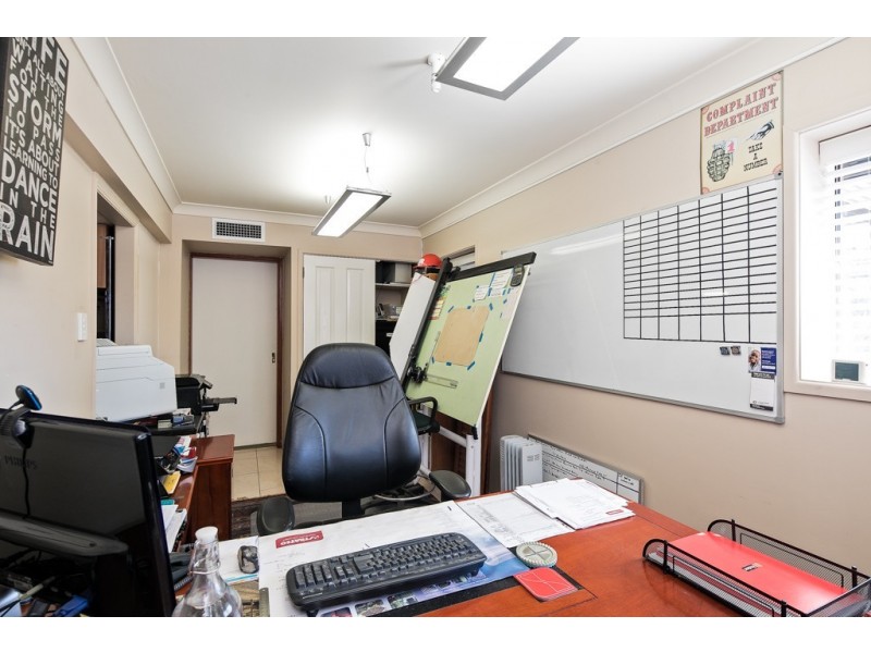 23 Clive Road, Birkdale QLD 4159