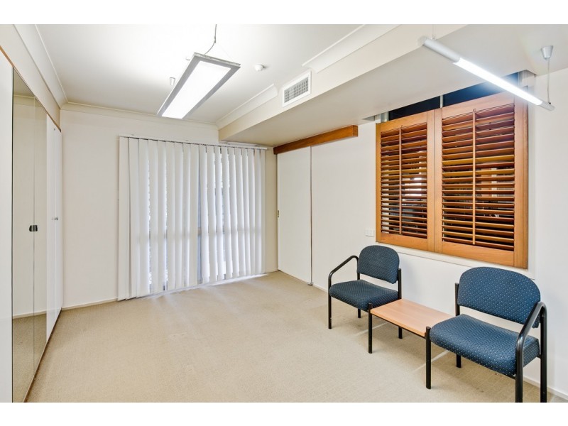 23 Clive Road, Birkdale QLD 4159