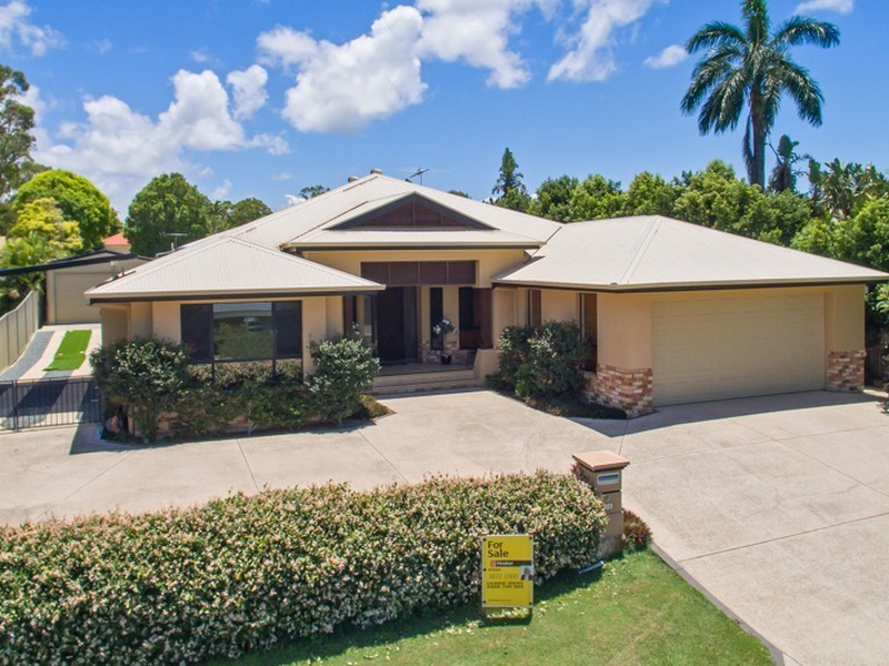 16 Creswick Place, Birkdale QLD 4159