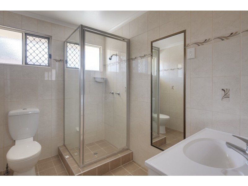 267 Railway Parade, Birkdale QLD 4159