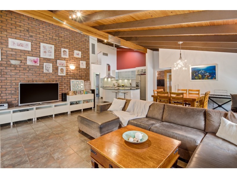 13 Bailey Road, Birkdale QLD 4159