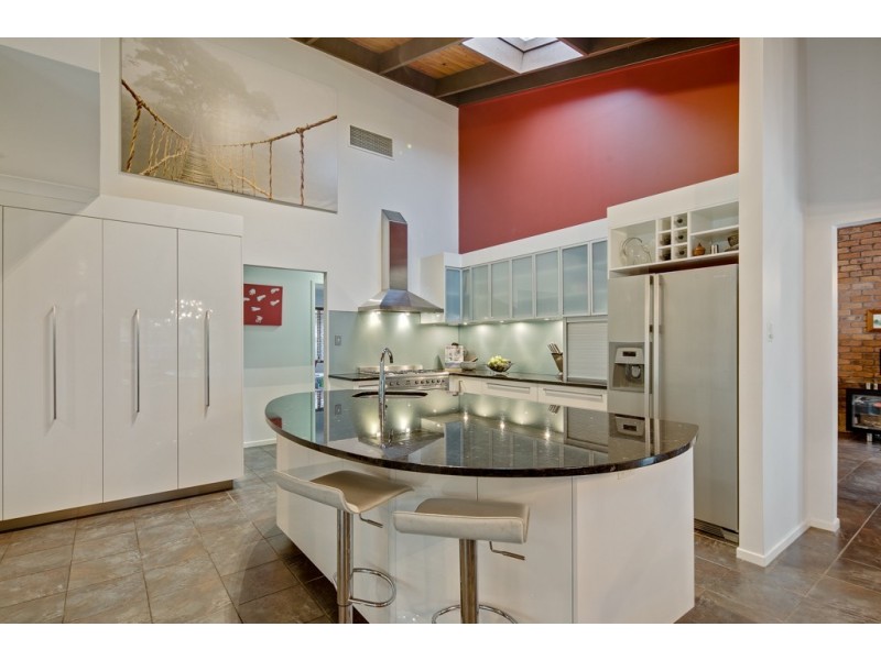 13 Bailey Road, Birkdale QLD 4159