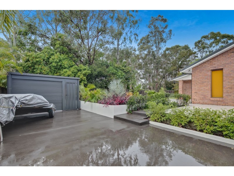 13 Bailey Road, Birkdale QLD 4159