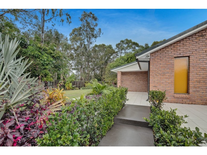 13 Bailey Road, Birkdale QLD 4159