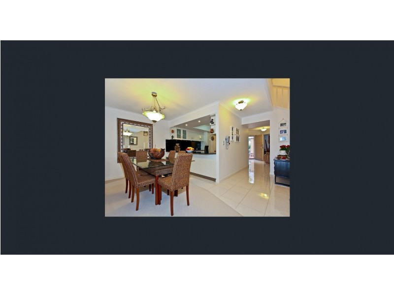 Villa 27/3 Marina Crescent, Hollywell QLD 4216