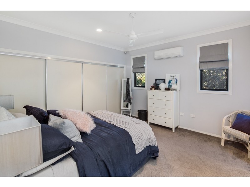 21 Lawn Terrace, Capalaba QLD 4157