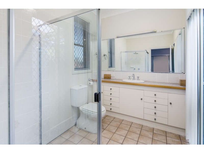 21 Lawn Terrace, Capalaba QLD 4157