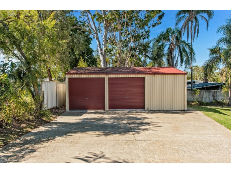 25 Charles Street, Birkdale QLD 4159