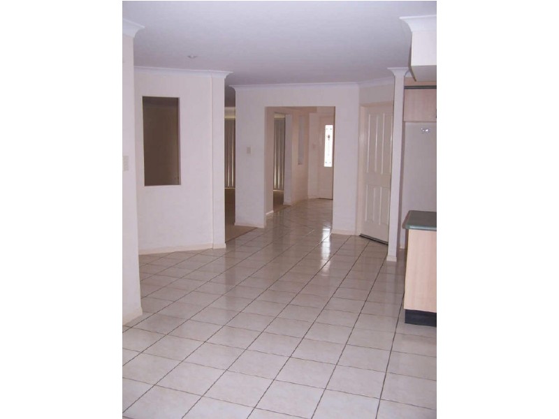 3 Kerry Cl, Wellington Point QLD 4160