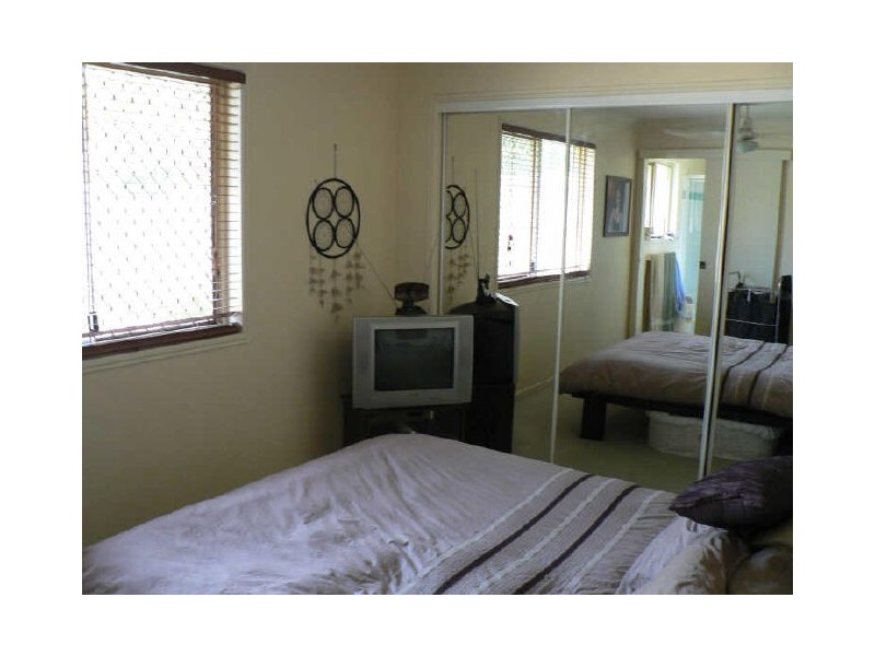 10 Magdalene St, Wynnum West QLD 4178