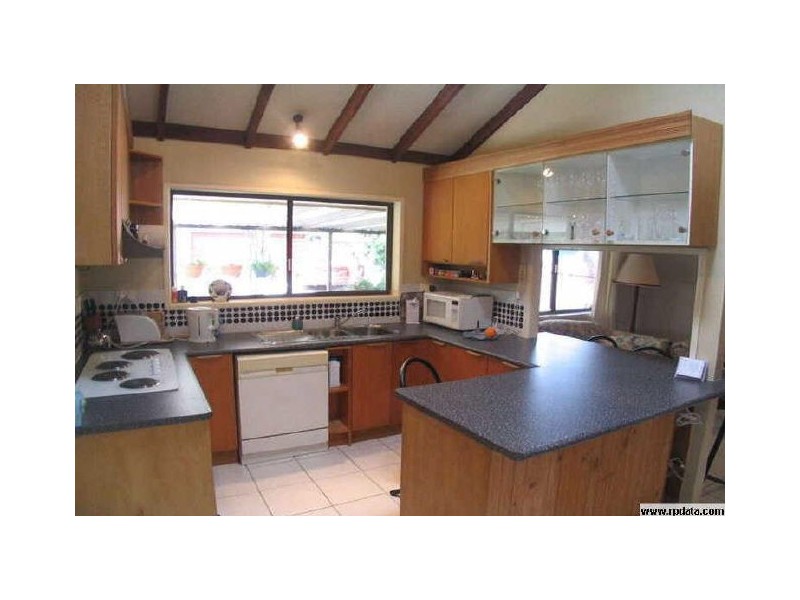 41 Bayford St, Birkdale QLD 4159