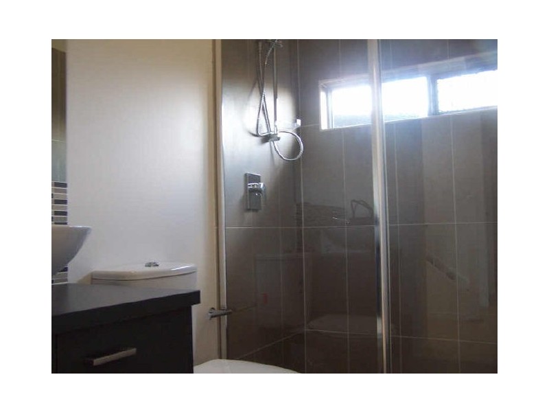 2/100 Bride Street, Wynnum QLD 4178