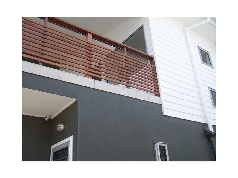 2/100 Bride Street, Wynnum QLD 4178