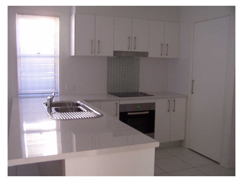 2/34 Birdwood Road, Birkdale QLD 4159