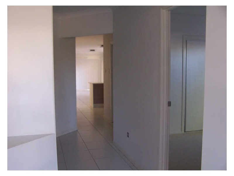 2/34 Birdwood Road, Birkdale QLD 4159