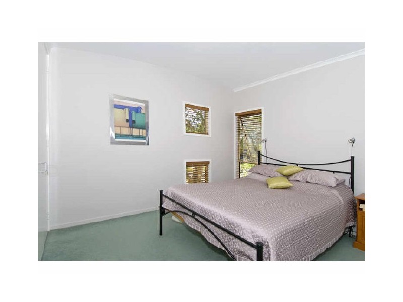 16 Saul Street, Thorneside QLD 4158