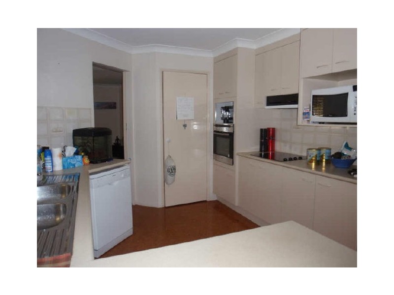 2 Laurance Court, Wellington Point QLD 4160