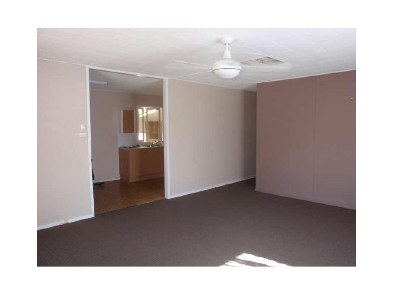 40 Napier Street, Birkdale QLD 4159