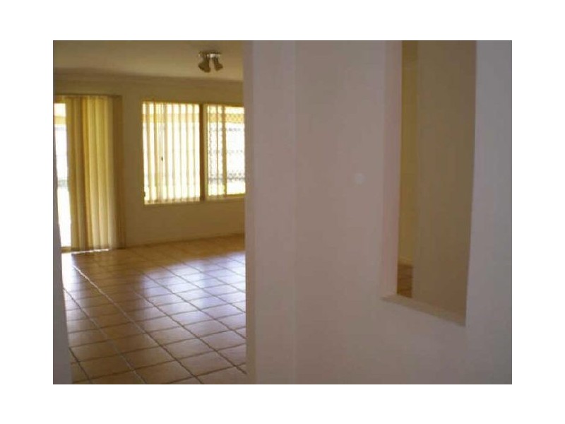 546 Old Cleveland Rd East, Birkdale QLD 4159