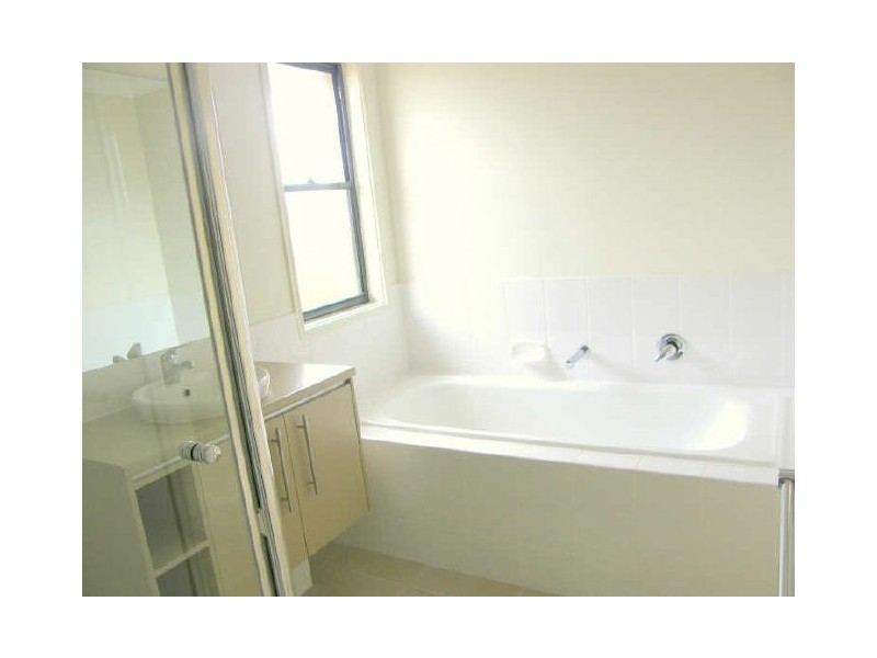 6 Torello Drive, Victoria Point QLD 4165