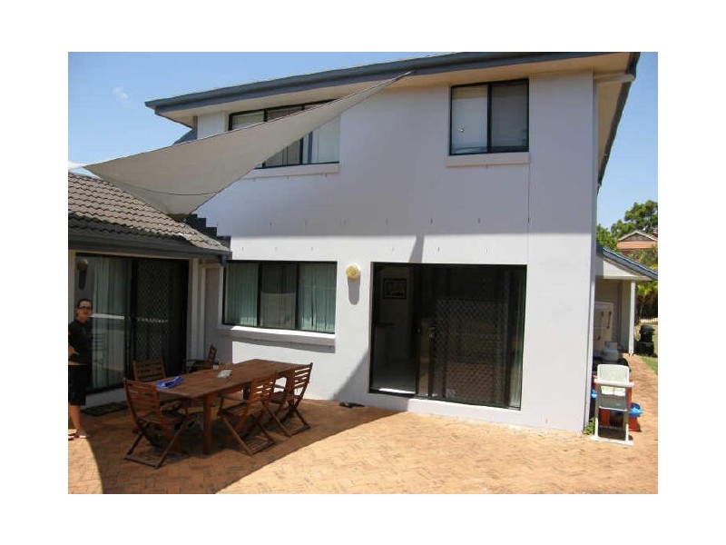 2 Eastcote Lane, Wellington Point QLD 4160