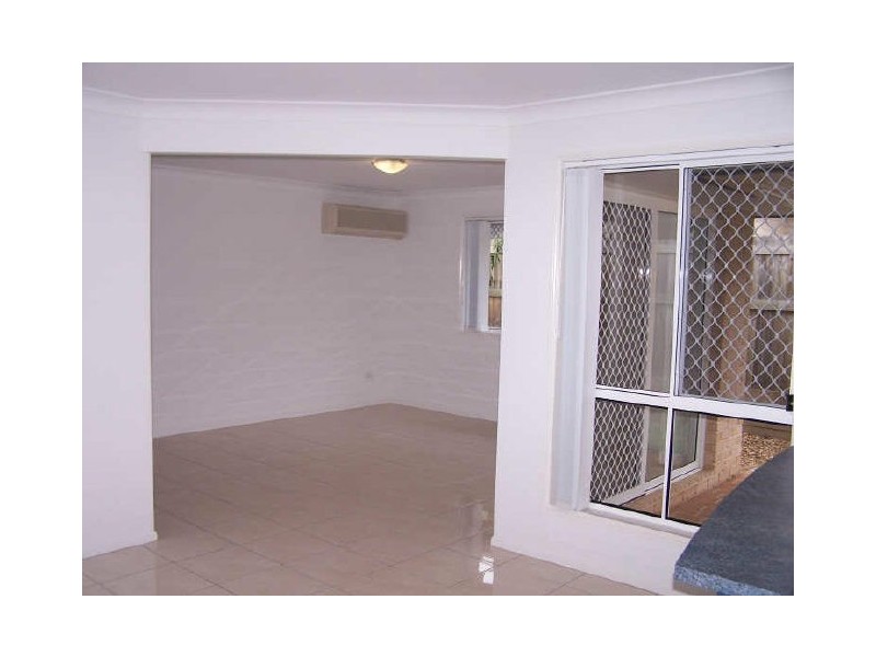 45 Macfarlan Street, Birkdale QLD 4159