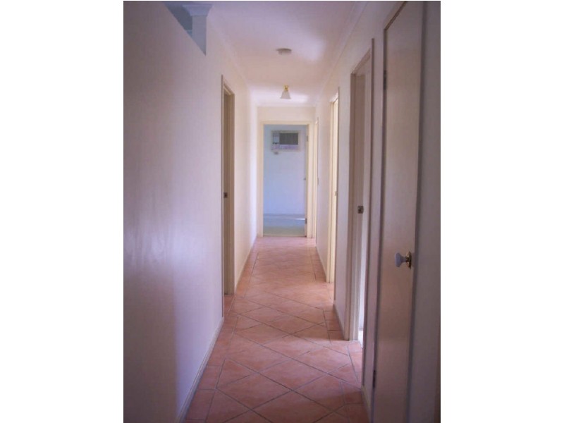 27 Montgomery Drive, Wellington Point QLD 4160