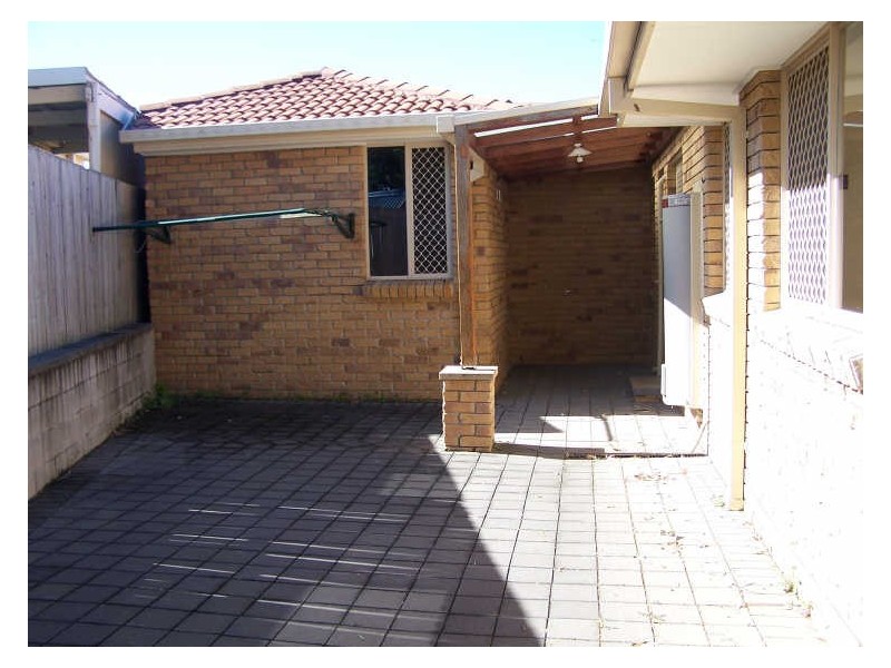 27 Montgomery Drive, Wellington Point QLD 4160