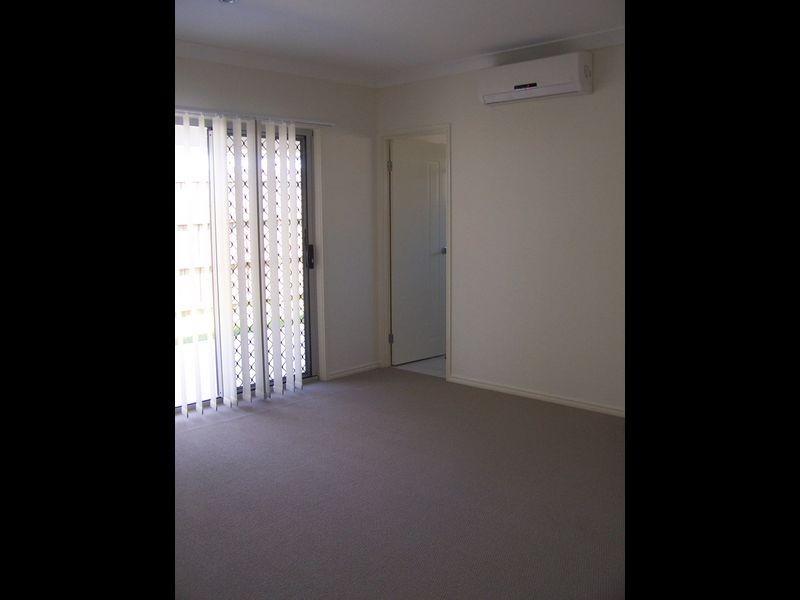 2 Link Street, Manly West QLD 4179