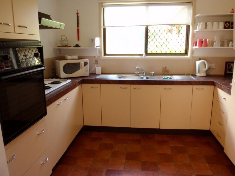 90 Ferry Road, Thorneside QLD 4158