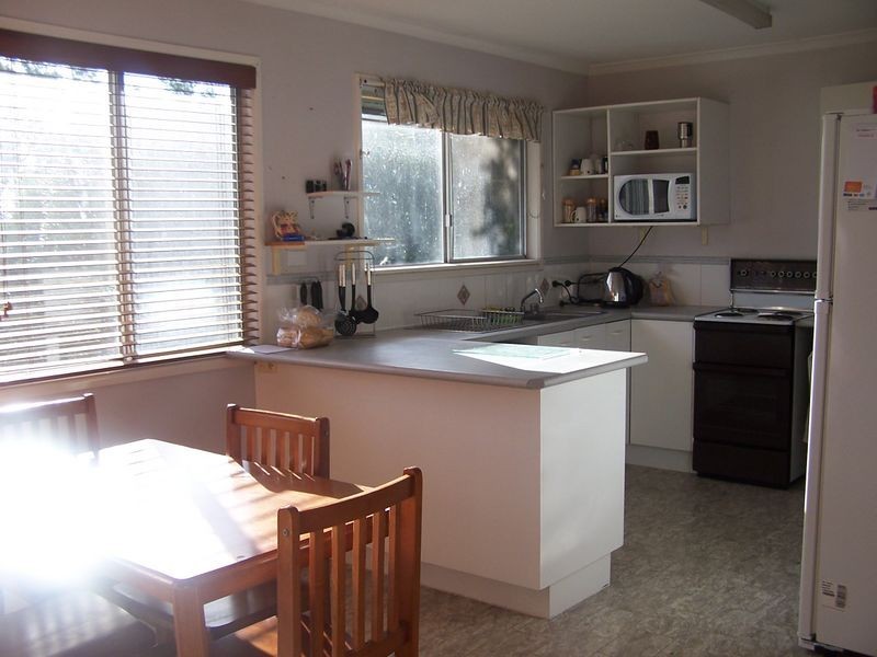 16 Leyton St, Birkdale QLD 4159