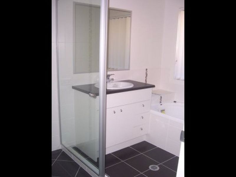 1/111 Birkdale Road, Birkdale QLD 4159