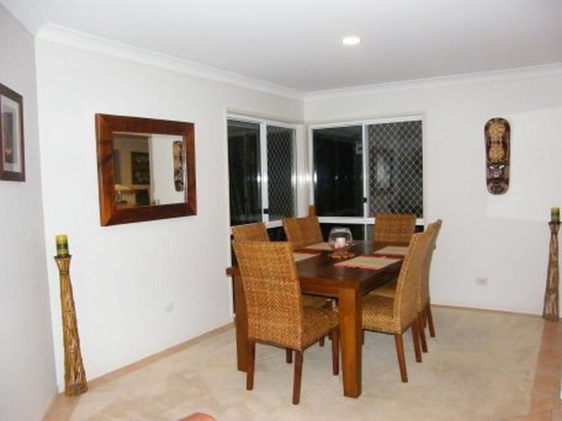 12 Goodenia Court, Birkdale QLD 4159