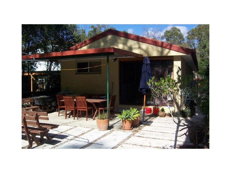 51 Leon St, Thorneside QLD 4158