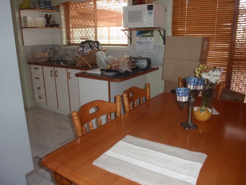 16 Wren Street, Birkdale QLD 4159