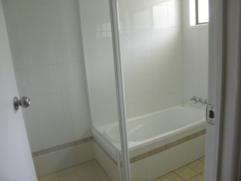 6 Linda St, Birkdale QLD 4159