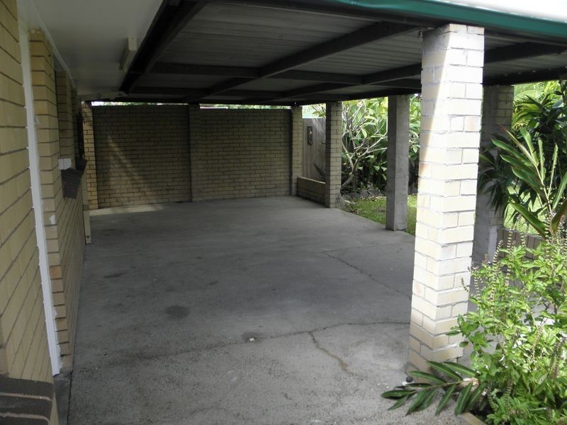 6 Linda St, Birkdale QLD 4159