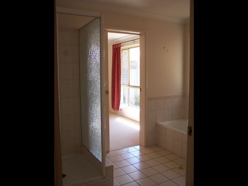 21 Ashwood Cct, Birkdale QLD 4159