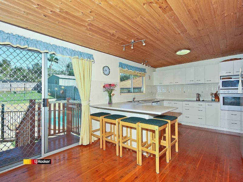 18 Victor Street, Birkdale QLD 4159