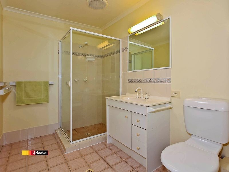 18 Victor Street, Birkdale QLD 4159