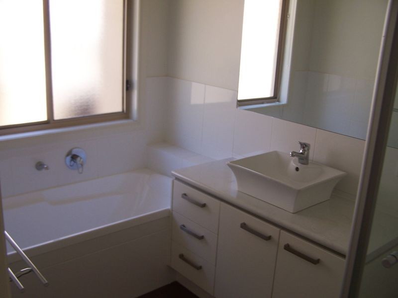 4 Raife Close, Wellington Point QLD 4160